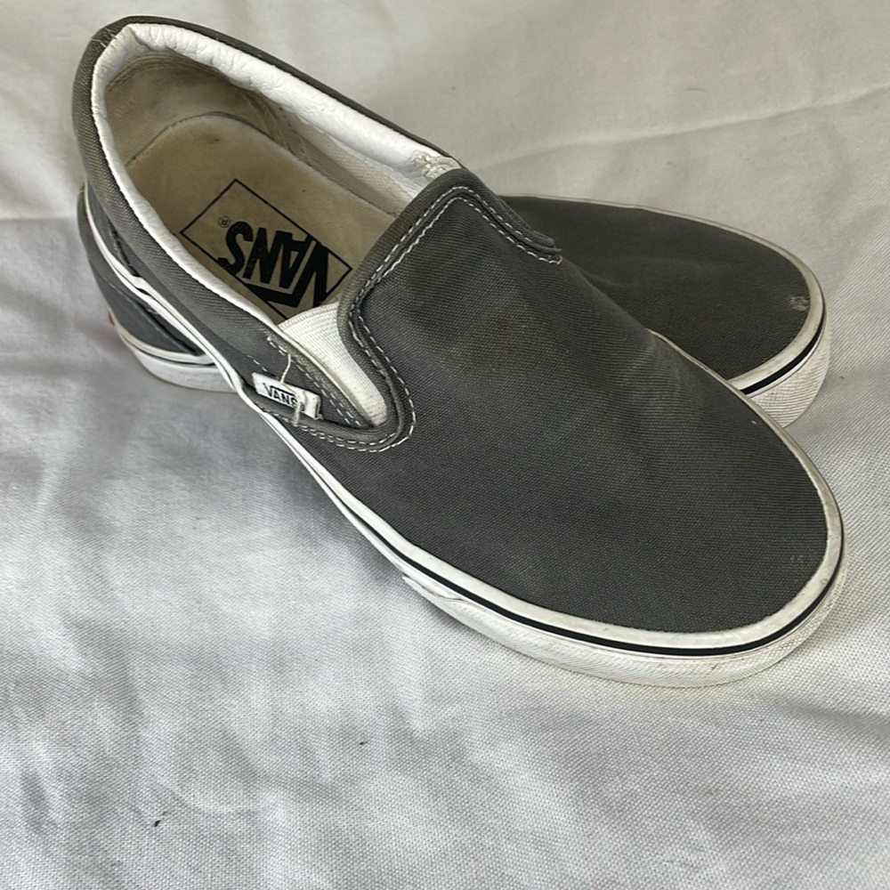 Vans Classic Grey Slip on Shoes Unisex Size M5 -W 6.5